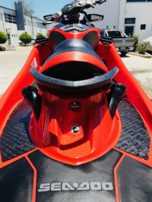 jet ski bluetooth speaker mount
